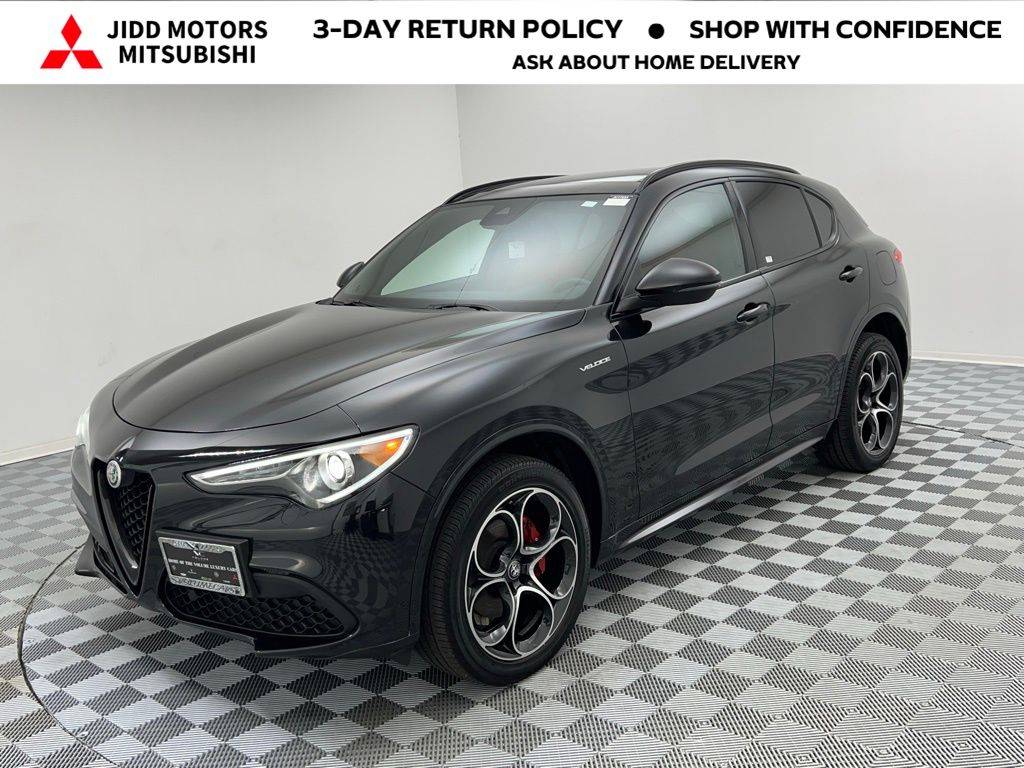 2022 Alfa Romeo Stelvio Veloce — SUV — 33,145 mi — Des Plaines, IL