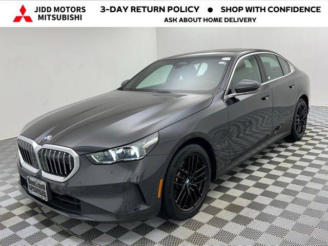 2024 BMW 5 Series 530i — Sedan — 26,676 mi — Des Plaines, IL