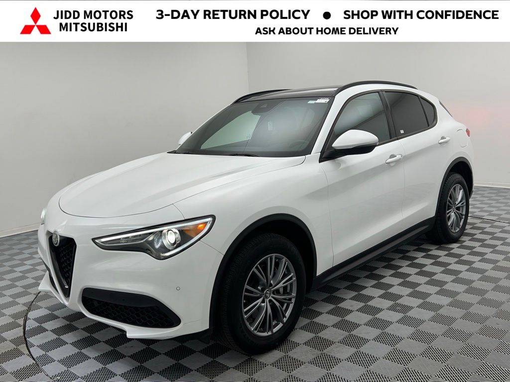 2022 Alfa Romeo Stelvio Sprint — SUV — 28,751 mi — Des Plaines, IL