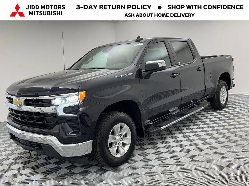 2023 Chevrolet Silverado 1500 LT — Pickup Truck — 55,642 mi — Des Plaines, IL