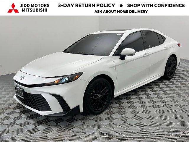 2025 Toyota Camry Hybrid SE — Sedan — 48,436 mi — Des Plaines, IL