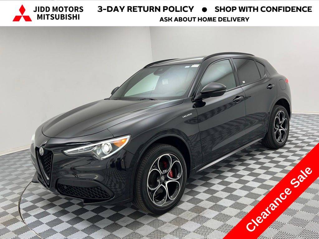 2022 Alfa Romeo Stelvio Veloce — SUV — 38,748 mi — Des Plaines, IL