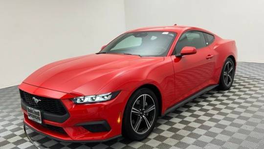 2024 Ford Mustang EcoBoost — Coupe — 19,241 mi — Des Plaines, IL
