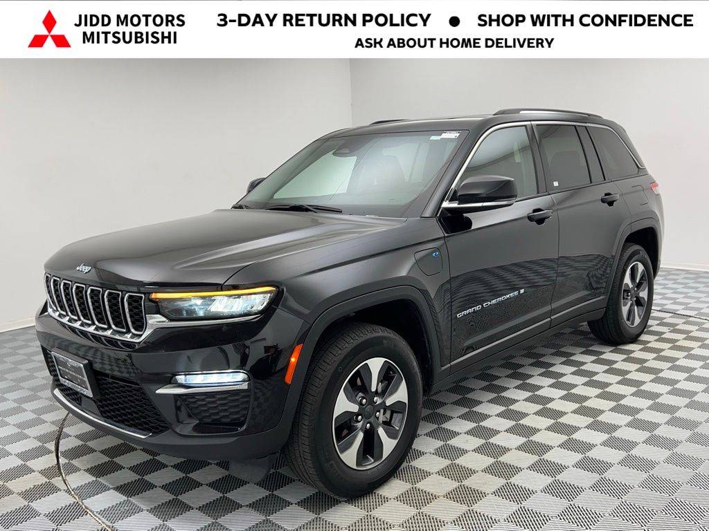 2023 Jeep Grand Cherokee 4xe — SUV — 52,180 mi — Des Plaines, IL