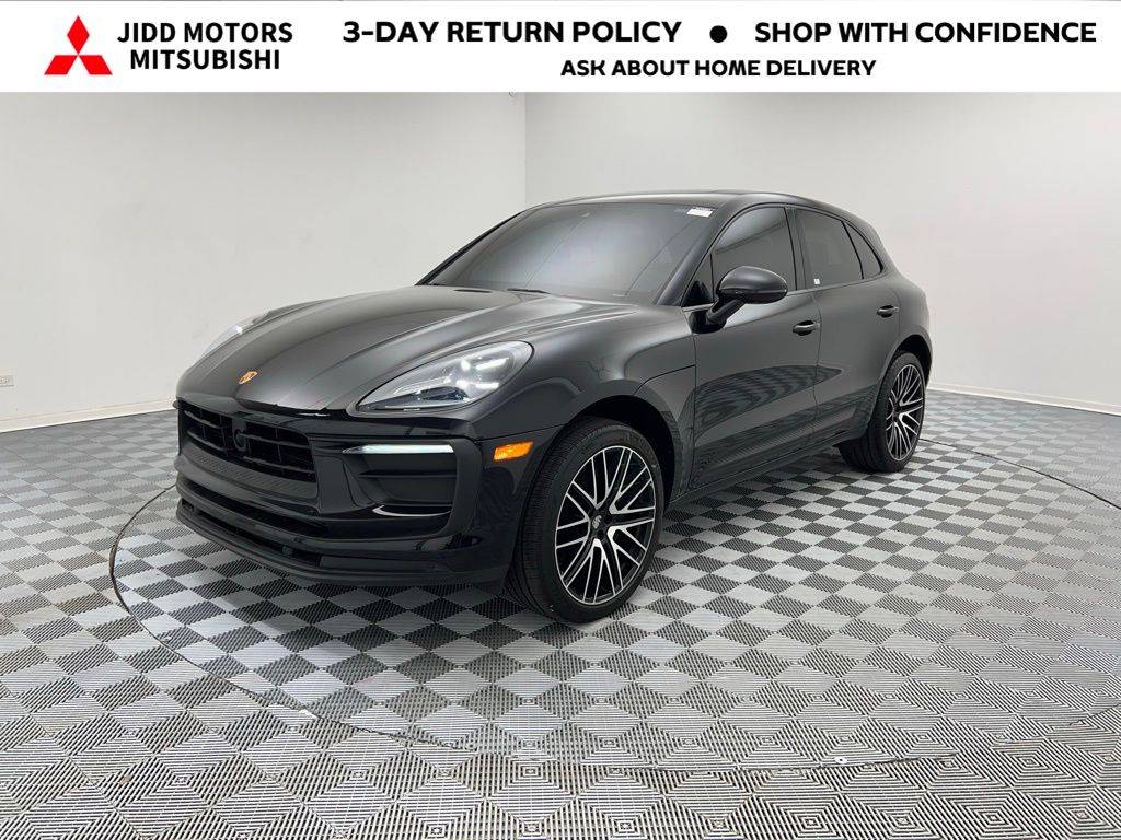 2023 Porsche Macan Standard — SUV — 26,881 mi — Des Plaines, IL