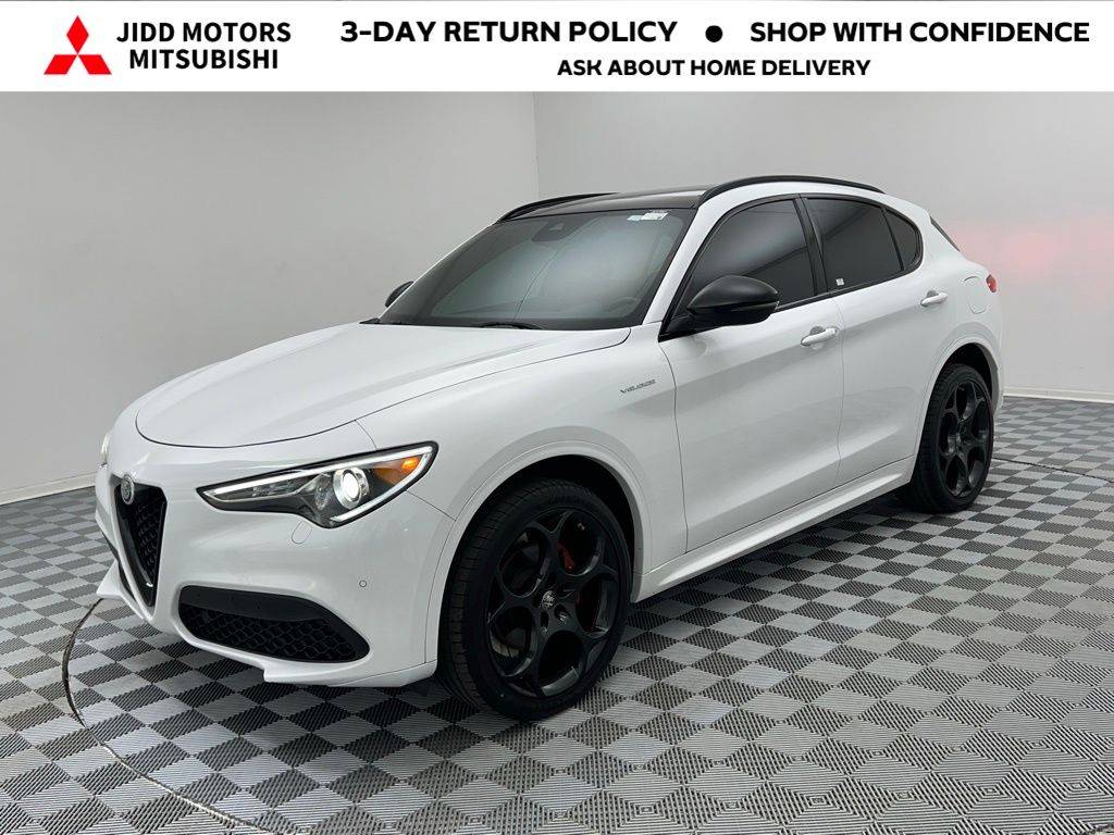 2022 Alfa Romeo Stelvio Veloce — SUV — 45,857 mi — Des Plaines, IL