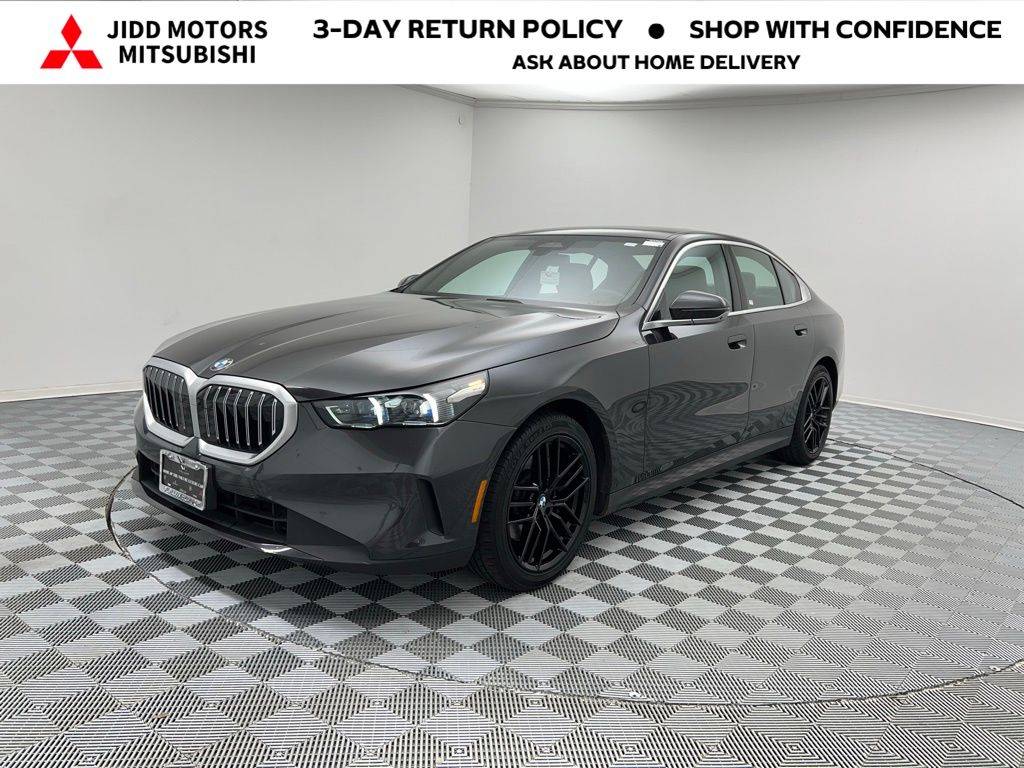 2024 BMW 5 Series 530i — Sedan — 33,826 mi — Des Plaines, IL
