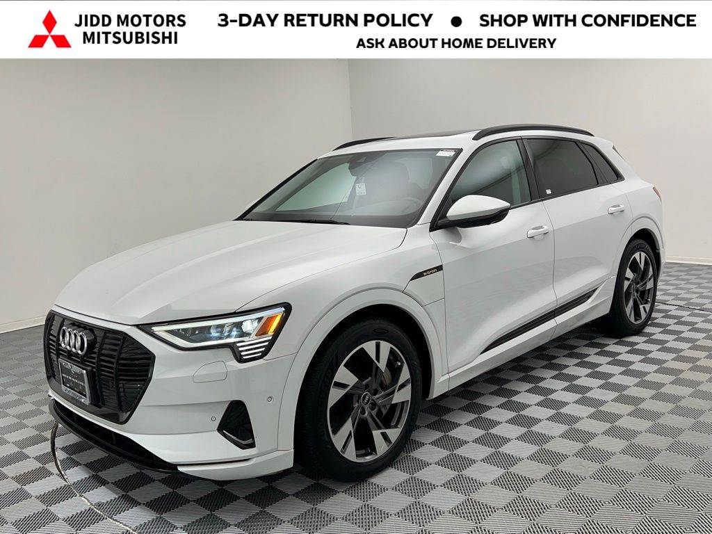 2021 Audi e-tron Premium — SUV — 44,231 mi — Des Plaines, IL