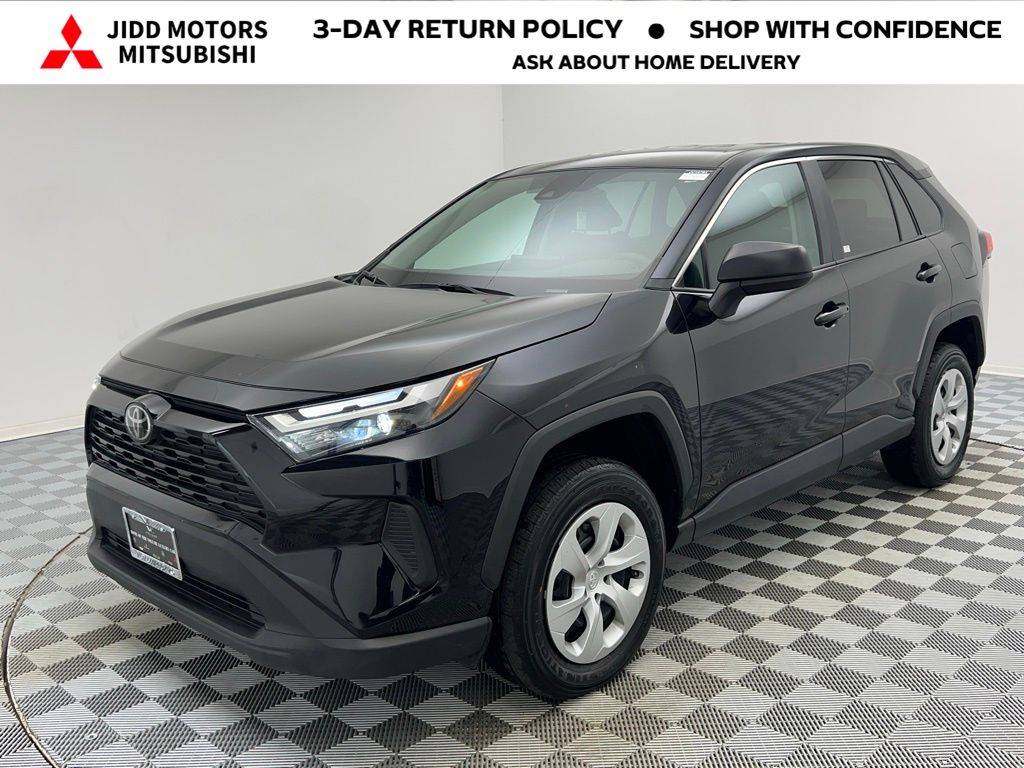 2024 Toyota RAV4 LE — SUV — 37,679 mi — Des Plaines, IL