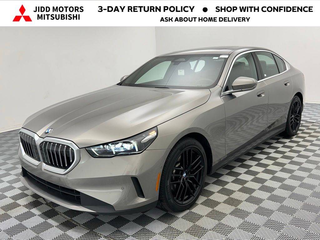 2024 BMW 5 Series 530i — Sedan — 37,450 mi — Des Plaines, IL