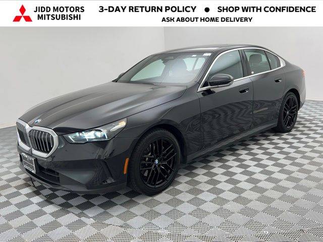 2024 BMW 5 Series 530i — Sedan — 32,706 mi — Des Plaines, IL