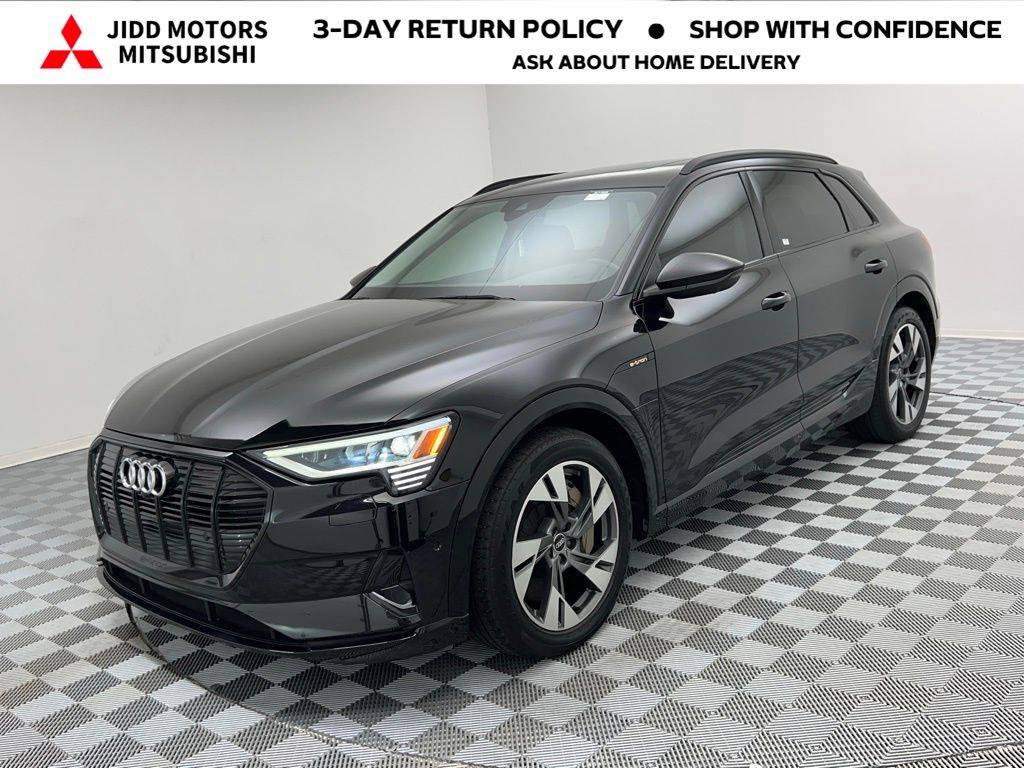 2021 Audi e-tron Premium — SUV — 30,722 mi — Des Plaines, IL