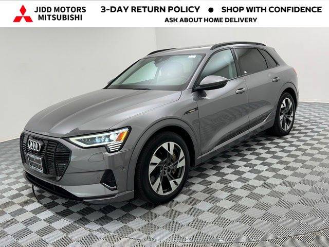 2021 Audi e-tron Premium — SUV — 43,824 mi — Des Plaines, IL