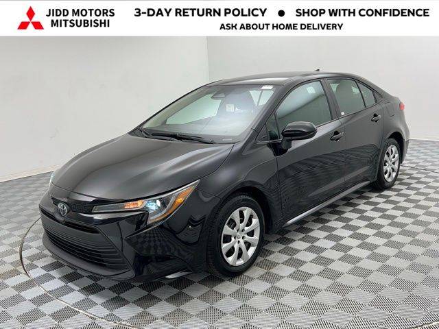 2025 Toyota Corolla LE — Sedan — 15,592 mi — Des Plaines, IL