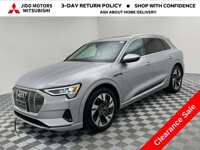 2022 Audi e-tron Premium — SUV — 27,241 mi — Des Plaines, IL