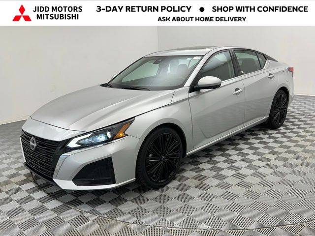 2023 Nissan Altima SL — Sedan — 57,621 mi — Des Plaines, IL