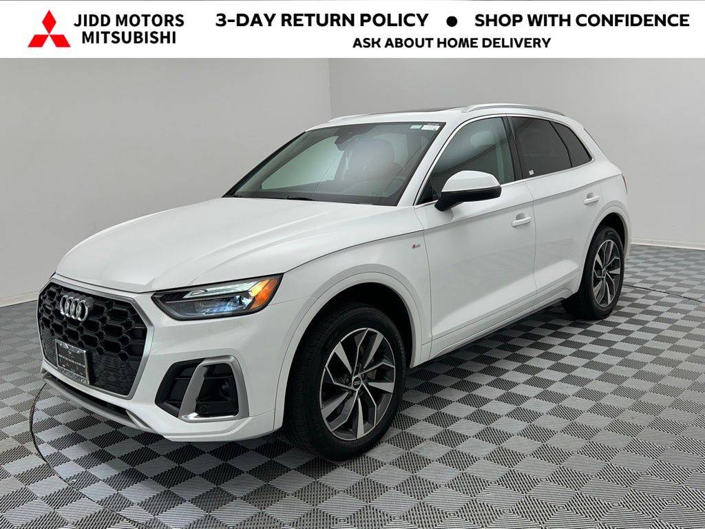 2022 Audi Q5 Premium — SUV — 42,725 mi — Des Plaines, IL