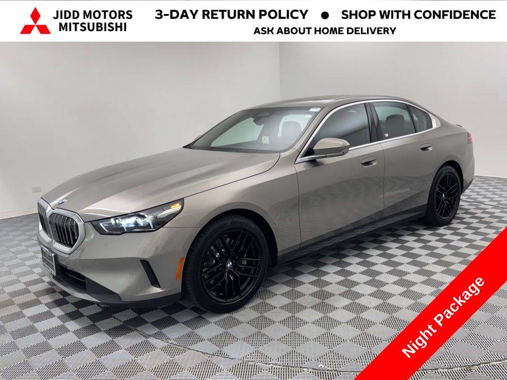 2024 BMW 5 Series 530i — Sedan — 33,305 mi — Des Plaines, IL