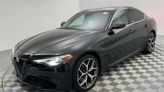 2020 Alfa Romeo Giulia Ti — Sedan — 30,569 mi — Des Plaines, IL
