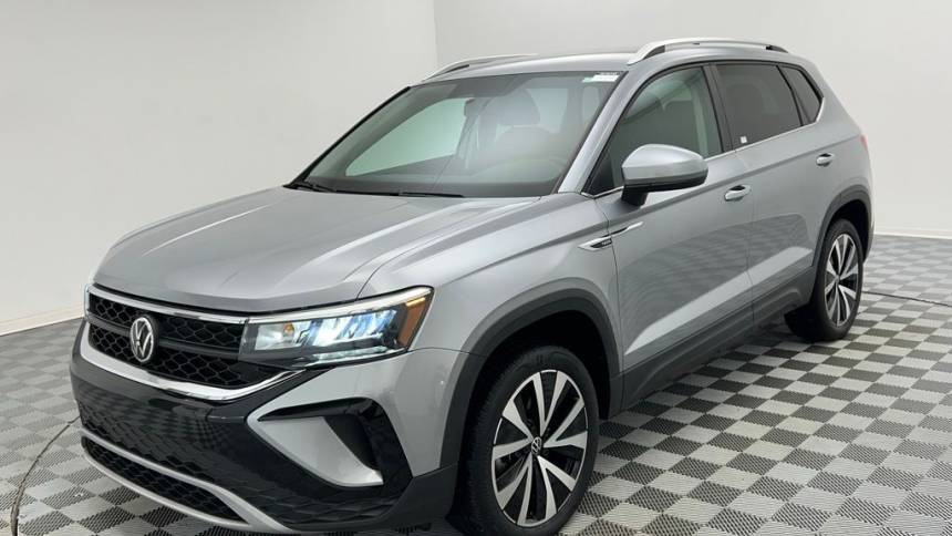 2022 Volkswagen Taos SE — SUV — 16,478 mi — Des Plaines, IL