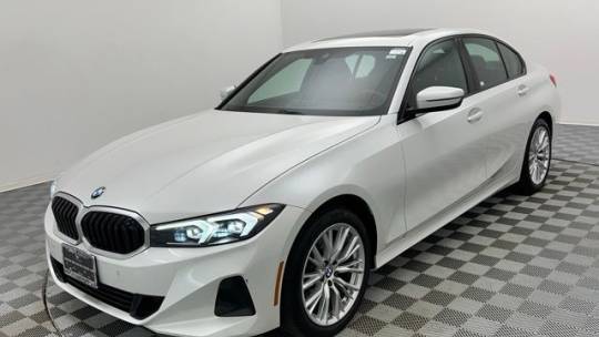 2023 BMW 3 Series 330i — Sedan — 32,275 mi — Des Plaines, IL