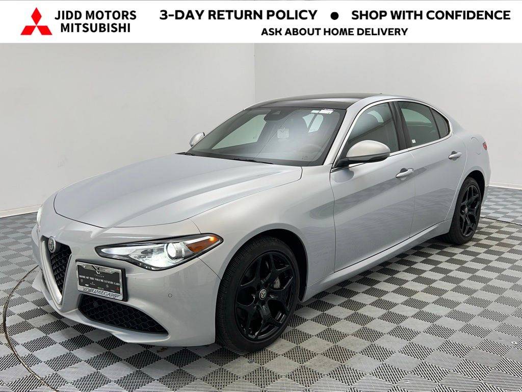 2021 Alfa Romeo Giulia Ti — Sedan — 41,807 mi — Des Plaines, IL