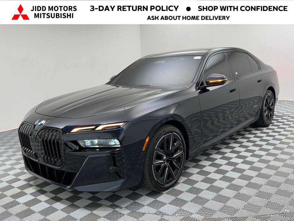 2023 BMW 7 Series 760i — Sedan — 26,121 mi — Des Plaines, IL