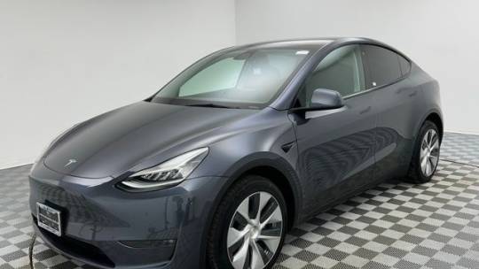 2022 Tesla Model Y Long Range — SUV — 33,564 mi — Des Plaines, IL