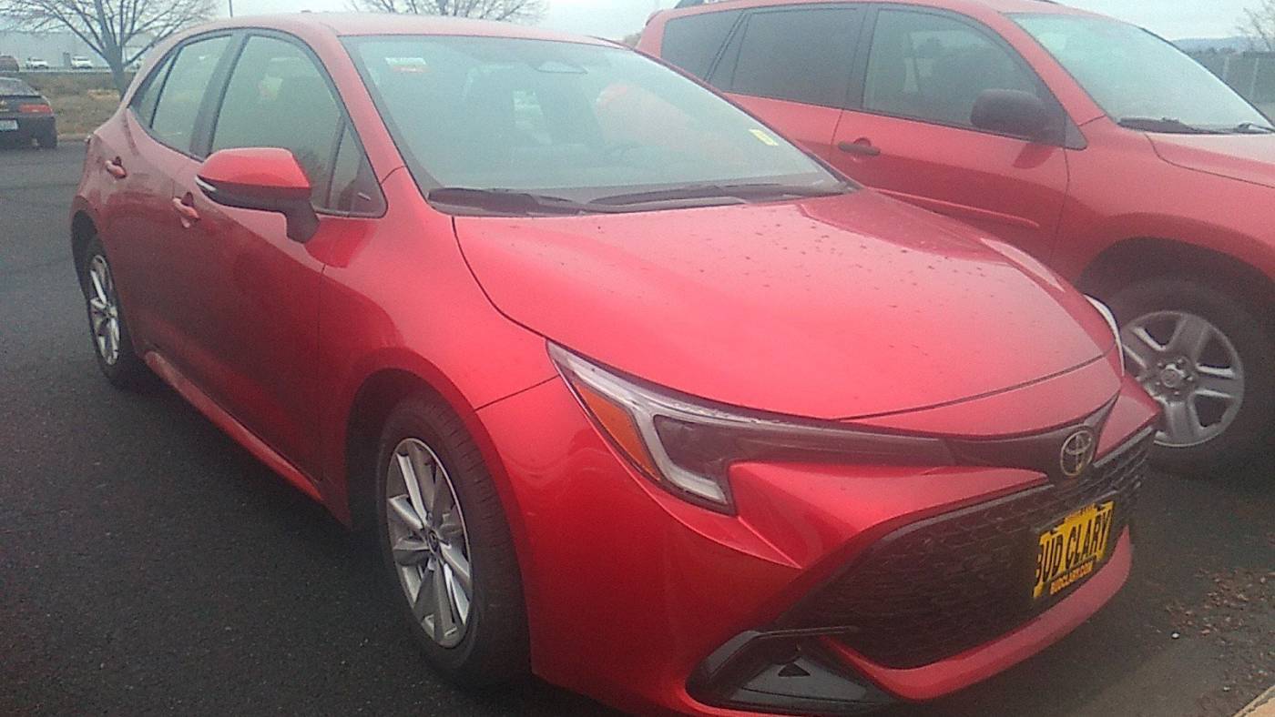 2023 Toyota Corolla Hatchback SE — Hatchback — 10,869 mi — Union Gap, WA