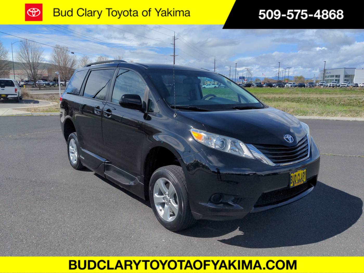 2014 Toyota Sienna LE — Minivan — 43,183 mi — Union Gap, WA