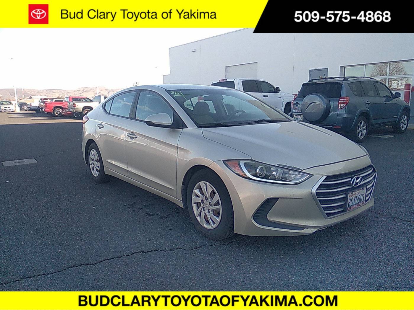 2017 Hyundai Elantra SE — Sedan — 116,937 mi — Union Gap, WA