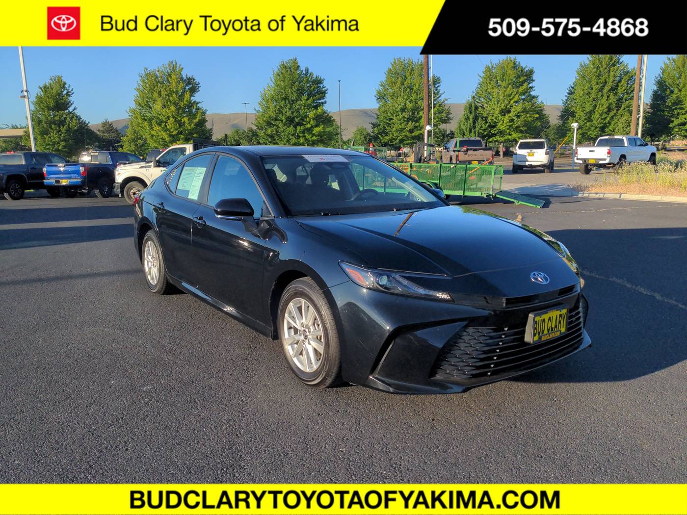 2025 Toyota Camry LE — Sedan — 10,332 mi — Union Gap, WA