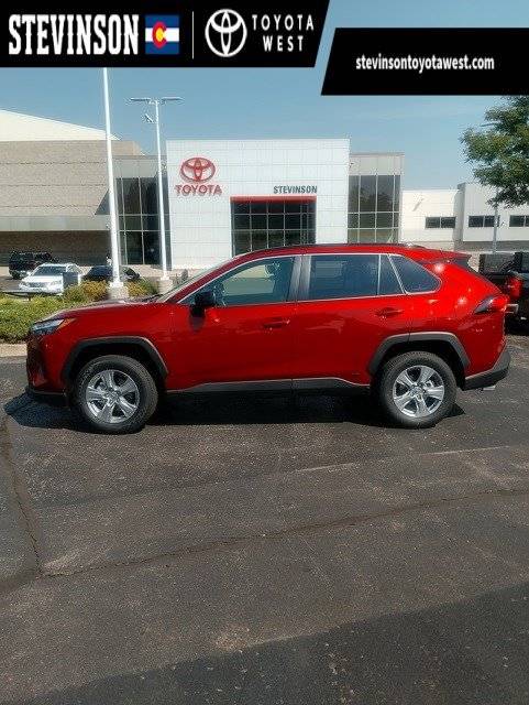 2025 Toyota RAV4 XLE — SUV — 772 mi — Lakewood, CO