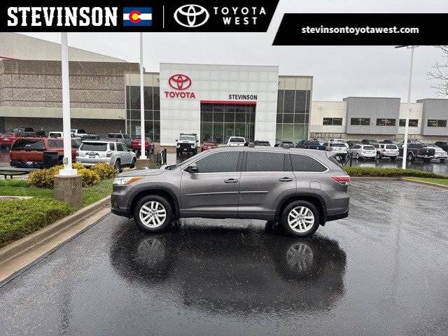 2016 Toyota Highlander LE V6 — SUV — 89,492 mi — Lakewood, CO