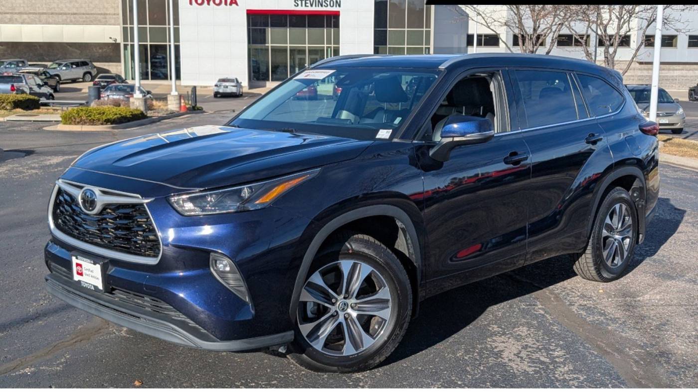 2022 Toyota Highlander XLE — SUV — 43,000 mi — Lakewood, CO