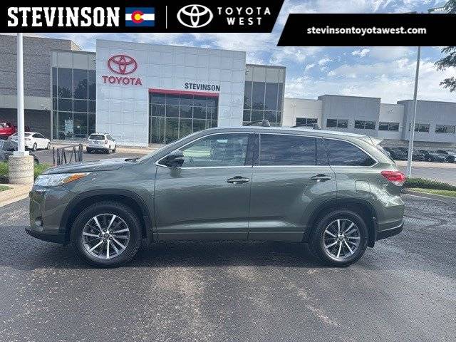 2017 Toyota Highlander XLE — SUV — 113,325 mi — Lakewood, CO