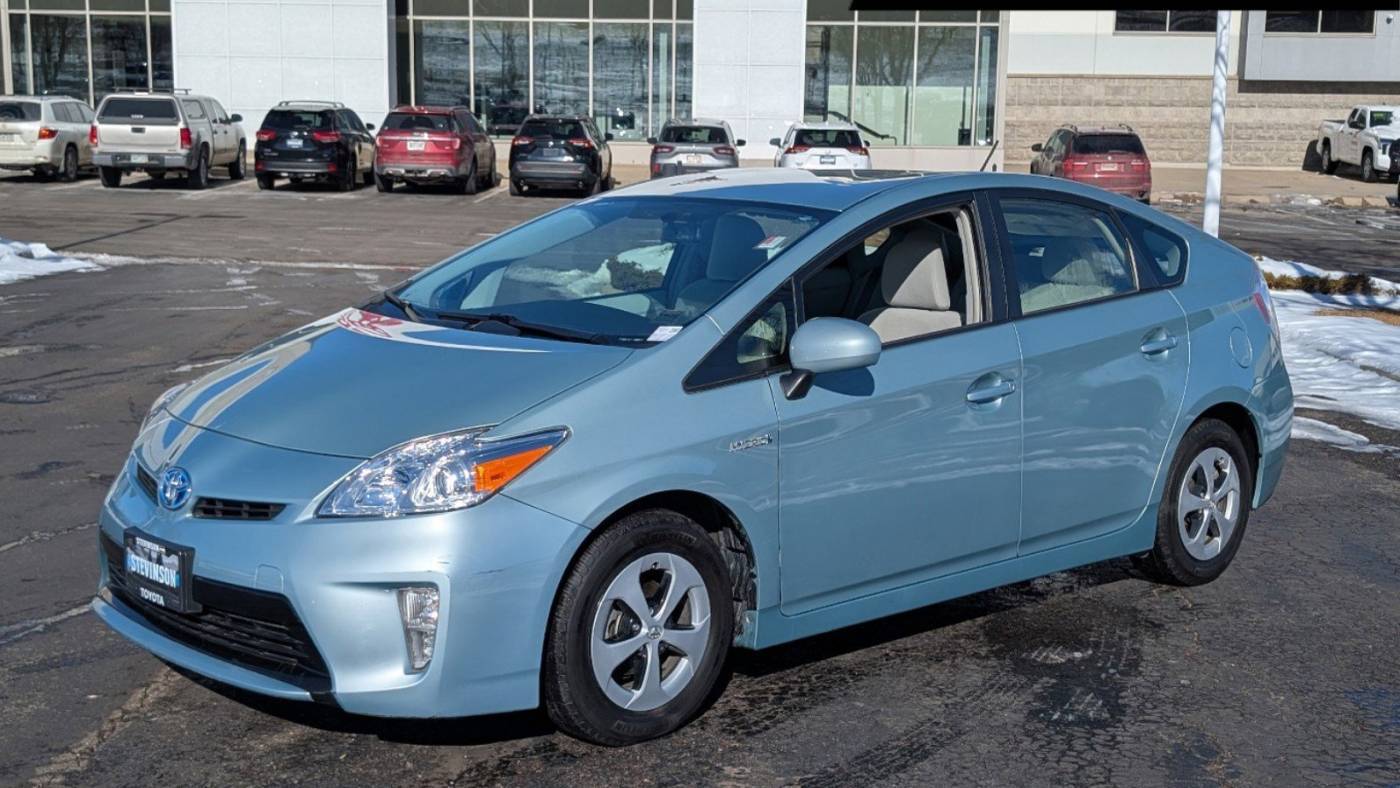 2015 Toyota Prius Four — Hatchback — 43,457 mi — Lakewood, CO