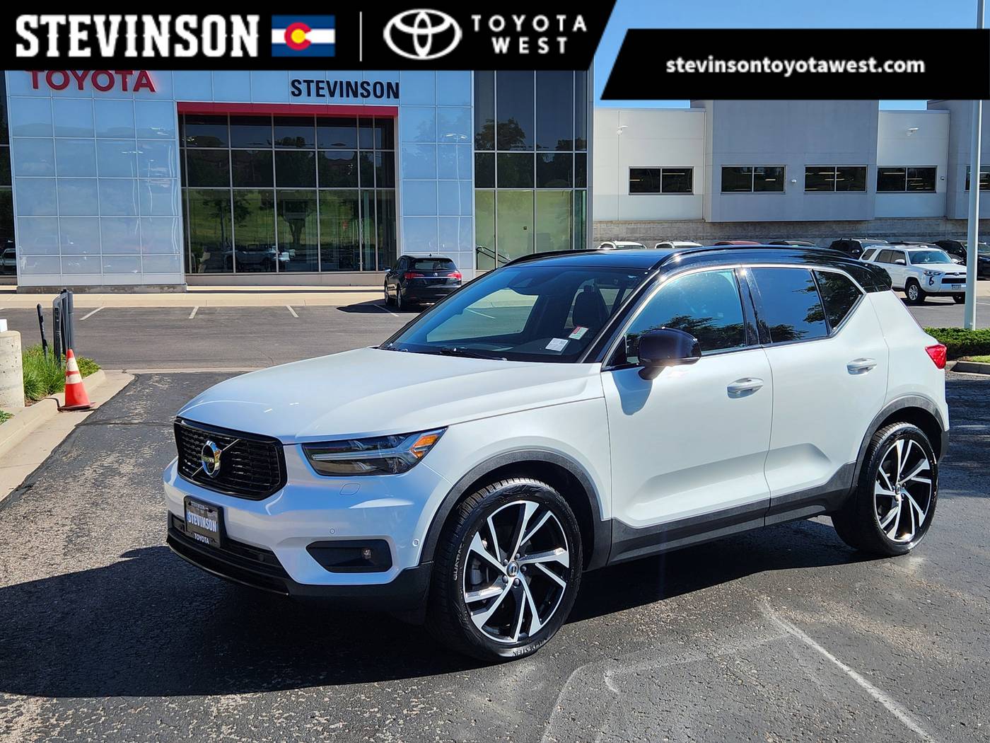 2021 Volvo XC40 R-Design — SUV — 43,801 mi — Lakewood, CO