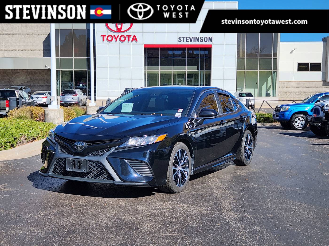 2020 Toyota Camry SE — Sedan — 87,716 mi — Lakewood, CO