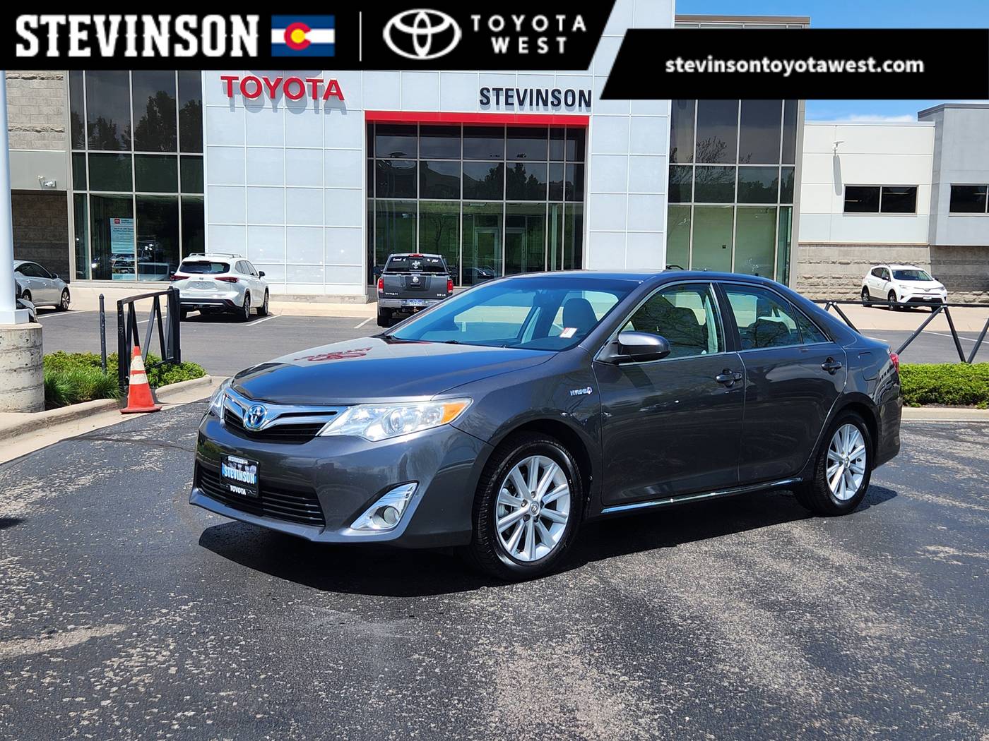2013 Toyota Camry Hybrid XLE — Sedan — 117,732 mi — Lakewood, CO