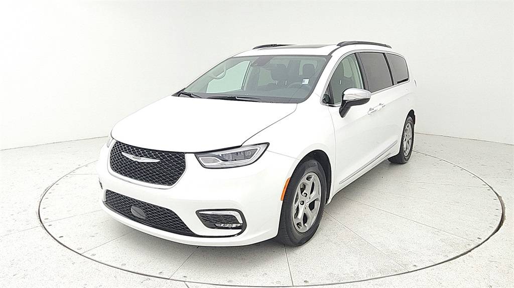 2023 Chrysler Pacifica Limited — Minivan — 31,604 mi — Tomball, TX