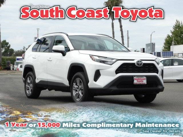 2025 Toyota RAV4 Hybrid XLE — SUV — 5 mi — Costa Mesa, CA