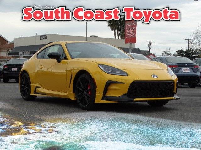 Porsche 911 vs. Toyota GR86 Comparison - TrueCar
