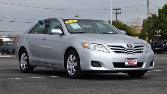 2011 Toyota Camry Base — Sedan — 141,278 mi — Costa Mesa, CA
