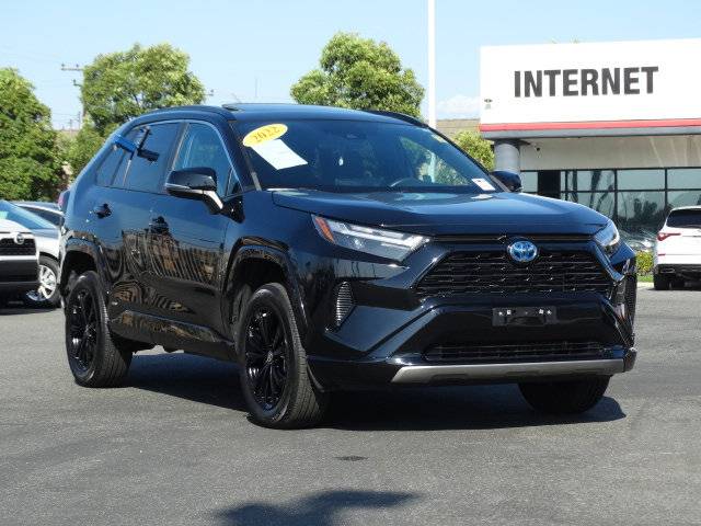 2022 Toyota RAV4 Hybrid SE — SUV — 20,587 mi — Costa Mesa, CA