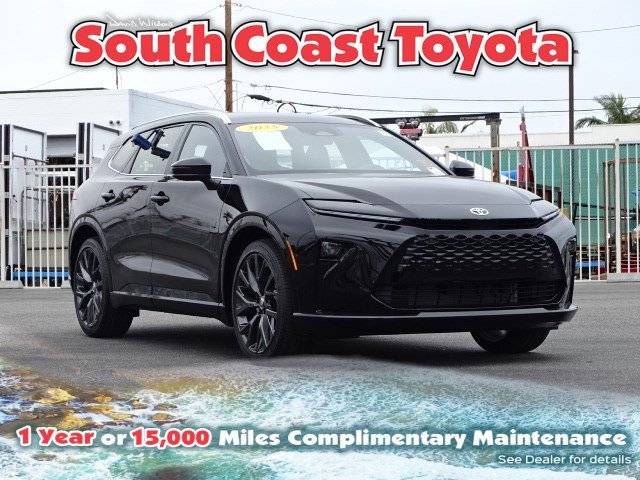 2025 Toyota Crown Signia Limited — SUV — 206 mi — Costa Mesa, CA