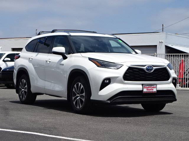 2021 Toyota Highlander Hybrid XLE — SUV — 64,299 mi — Costa Mesa, CA
