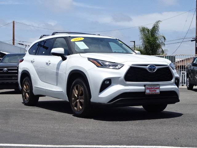 2022 Toyota Highlander Hybrid Bronze Edition — SUV — 28,251 mi — Costa Mesa, CA