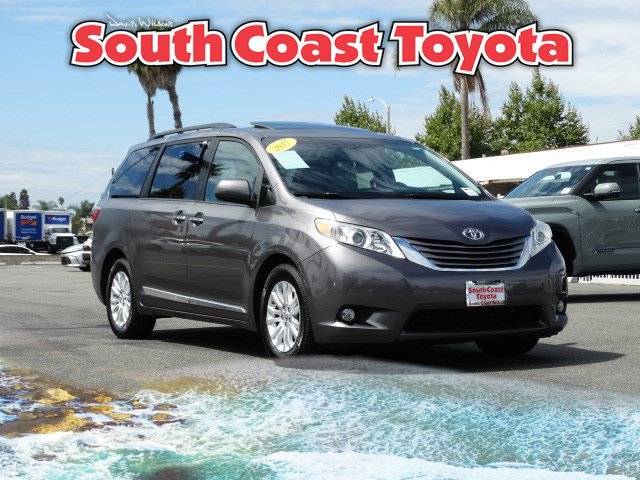 2017 Toyota Sienna L — Minivan — 87,720 mi — Costa Mesa, CA