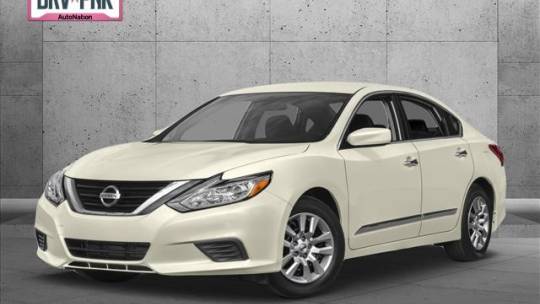 2017 Nissan Altima 2.5 SV — Sedan — 54,721 mi — Westmont, IL